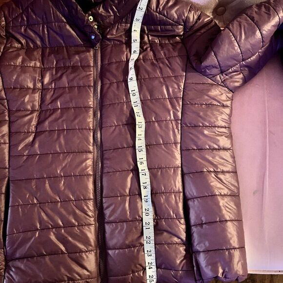 Daisy XLβPurple Puffer Jacket Coat Lite and Unbelievably Comfy Like NEW - Picture 10 of 11